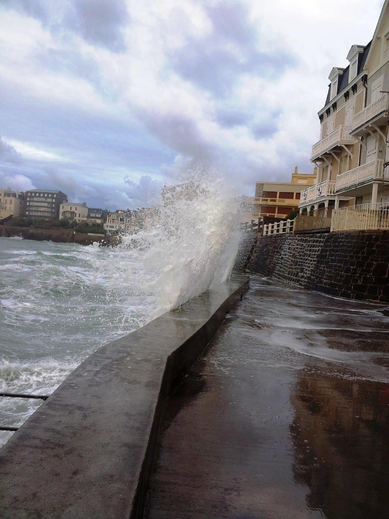 Appartement Saint Malo Vue Sur Mer Et Sur Intra Muros, Ferry, Plage Et Commerces A 50 M Zewnętrze zdjęcie